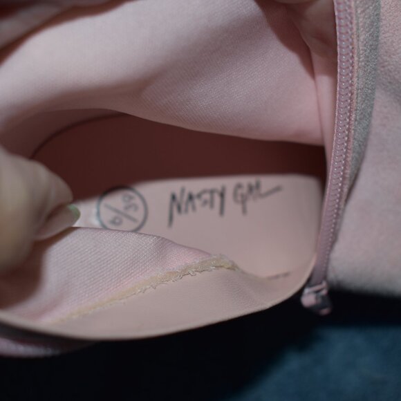 boots - Picture 6 of 6